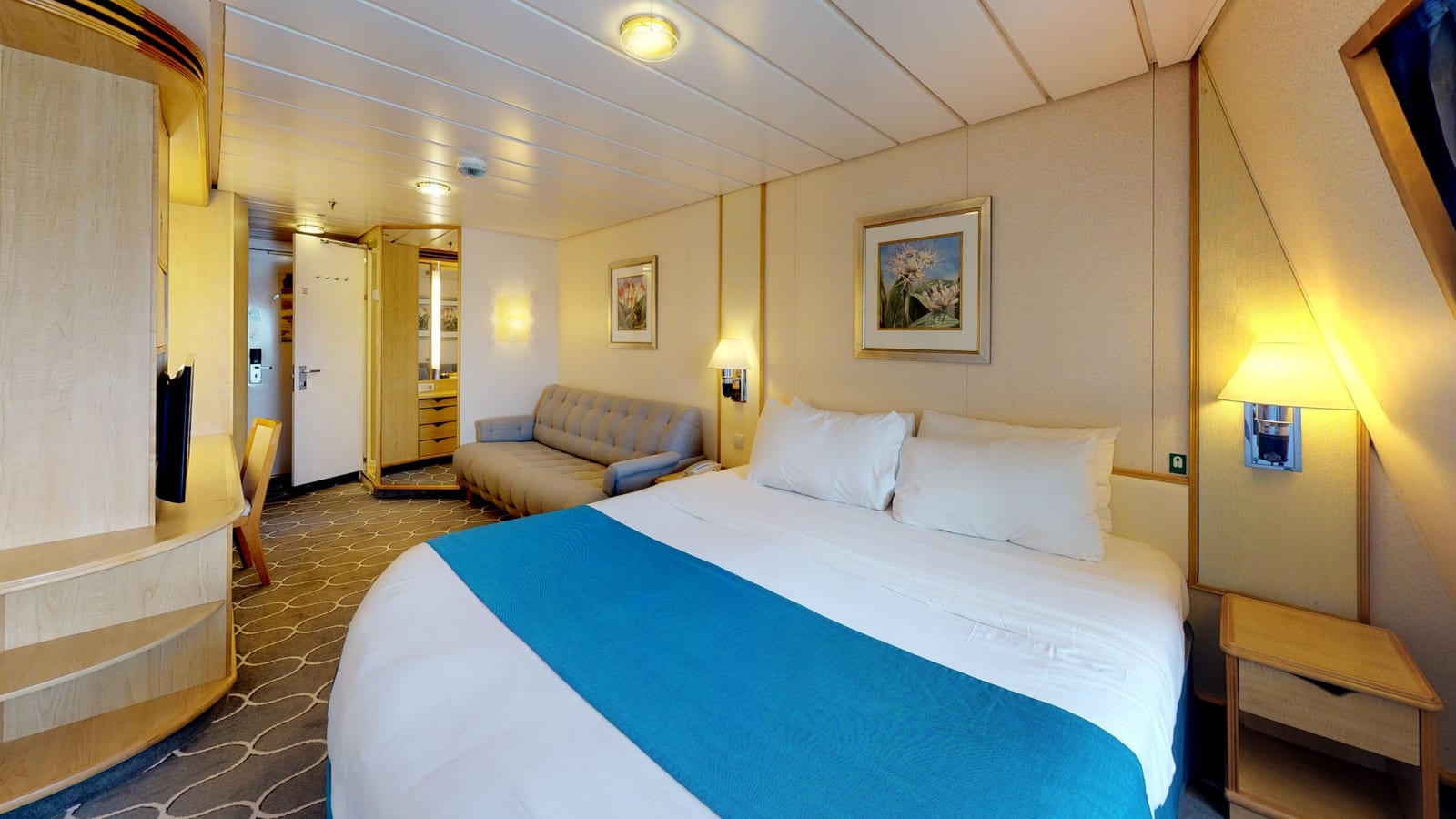 Navigator of the Seas- Spacious Ocean View