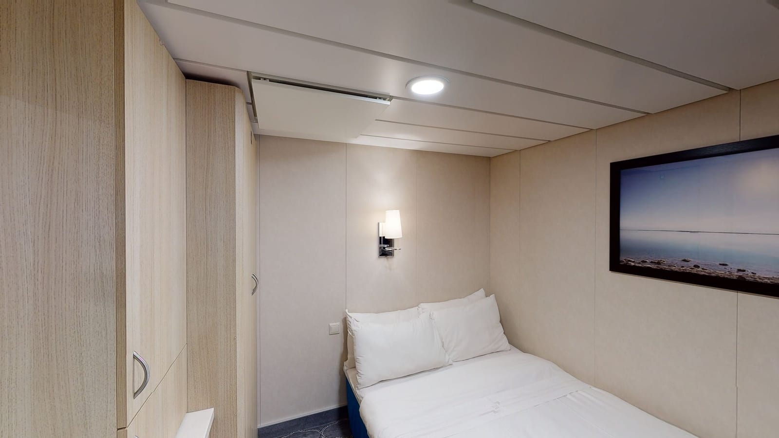 Mariner of the Seas - Studio Interior Virtual Tour