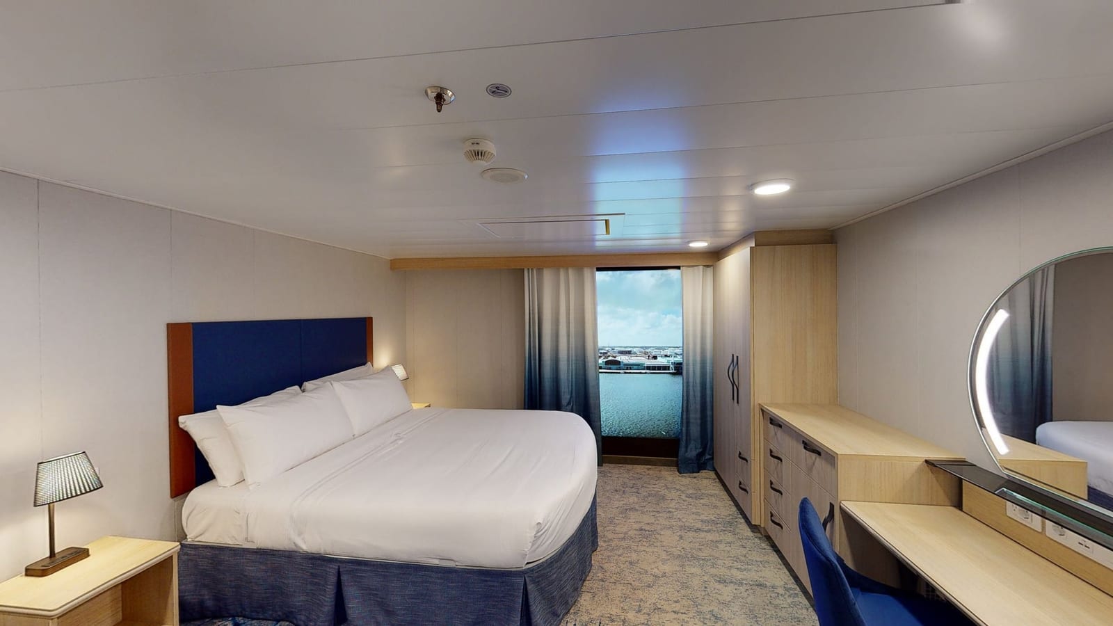 Wonder of the Seas -  Interior with Virtual Balcony Accessible