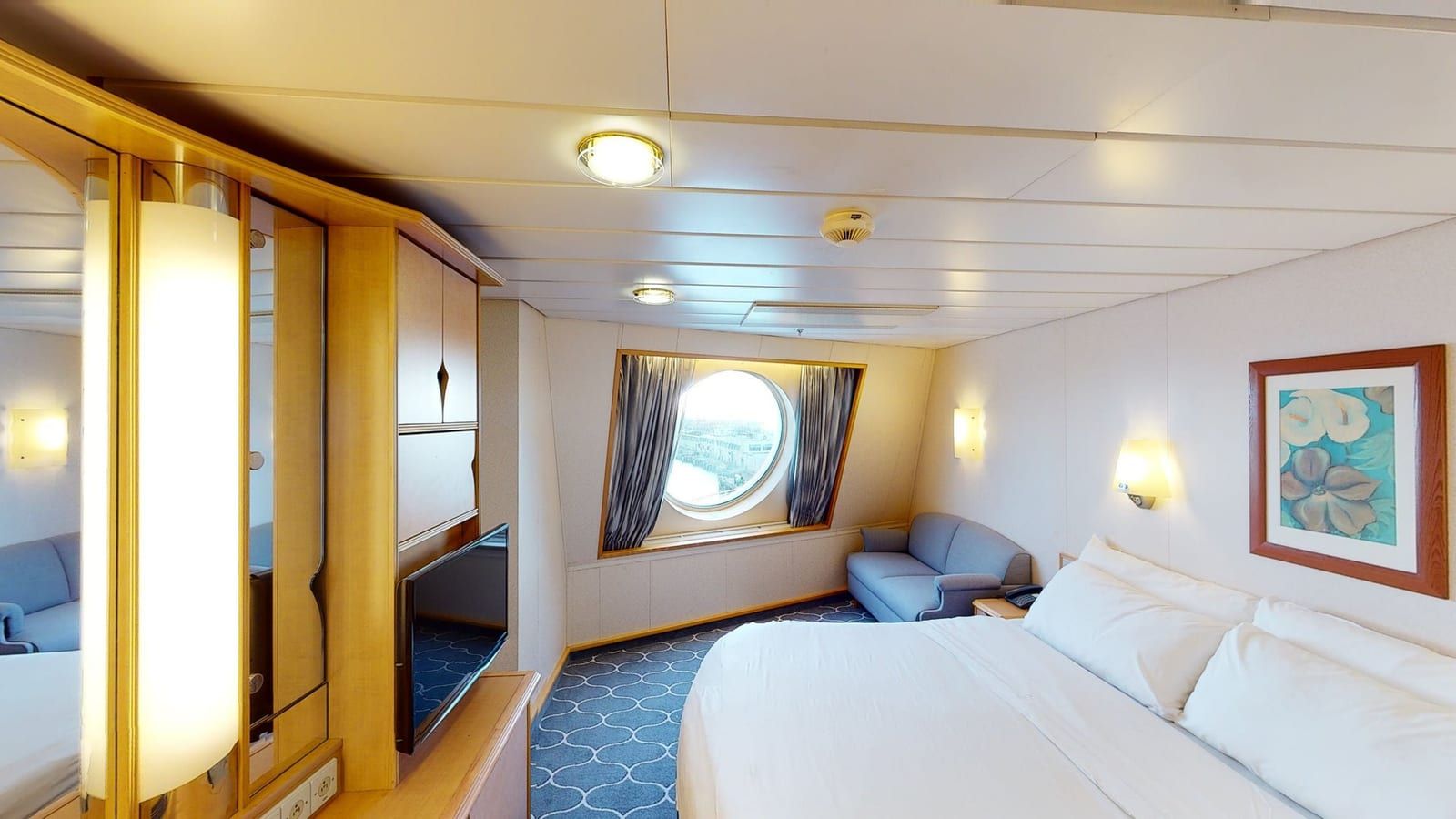 Adventure of the Seas - Spacious Ocean View