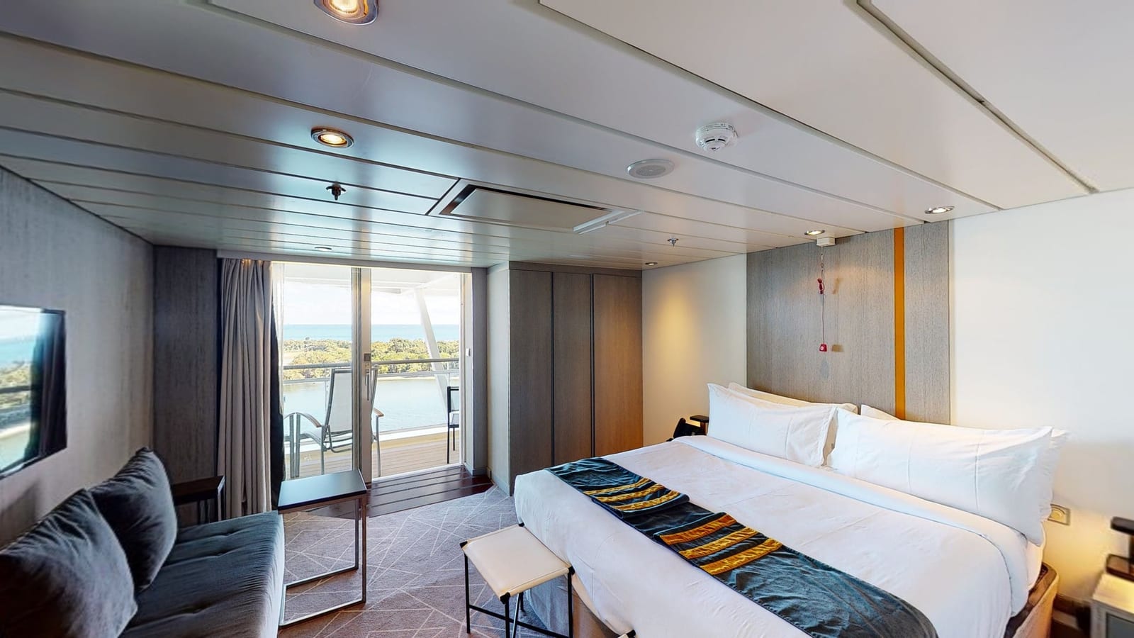 Sky Suite (Accessible)