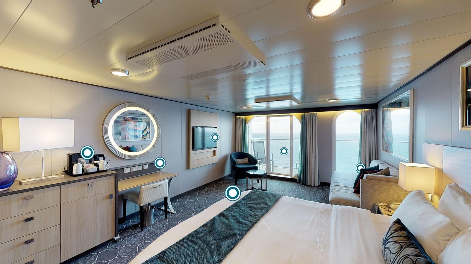 Symphony of the Seas - Junior Suite