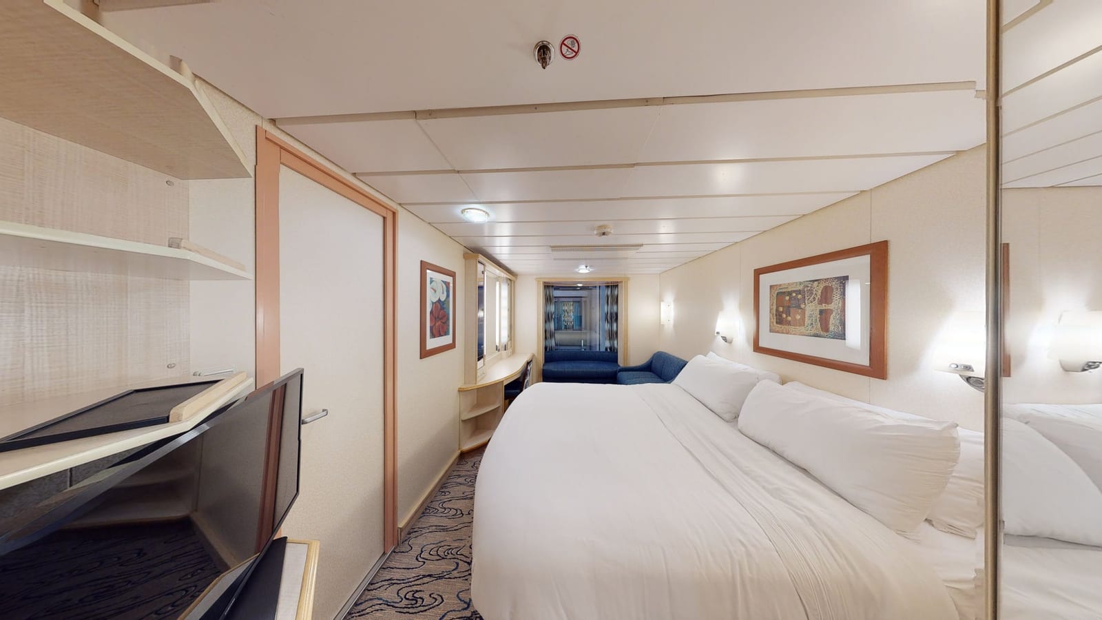 Explorer of the Seas - Connecting Promenade View Interior