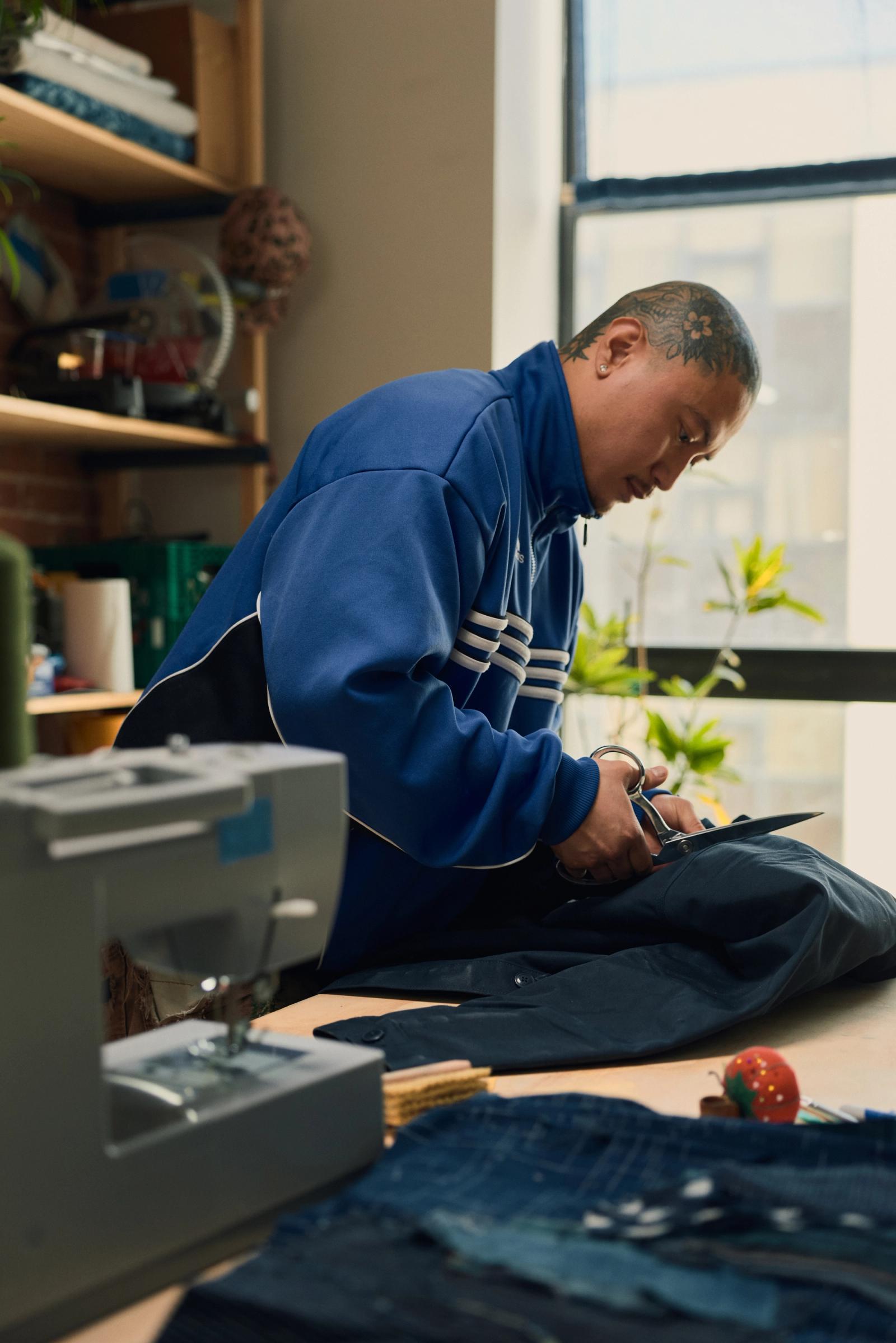 ADIDAS | ASW DONOVAN MITCHELL