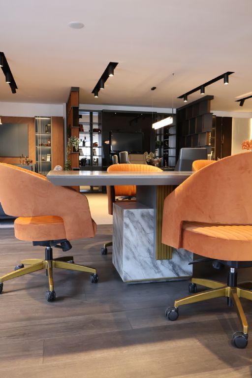 Noor Ofis Mobilya takımı Vetrina Design