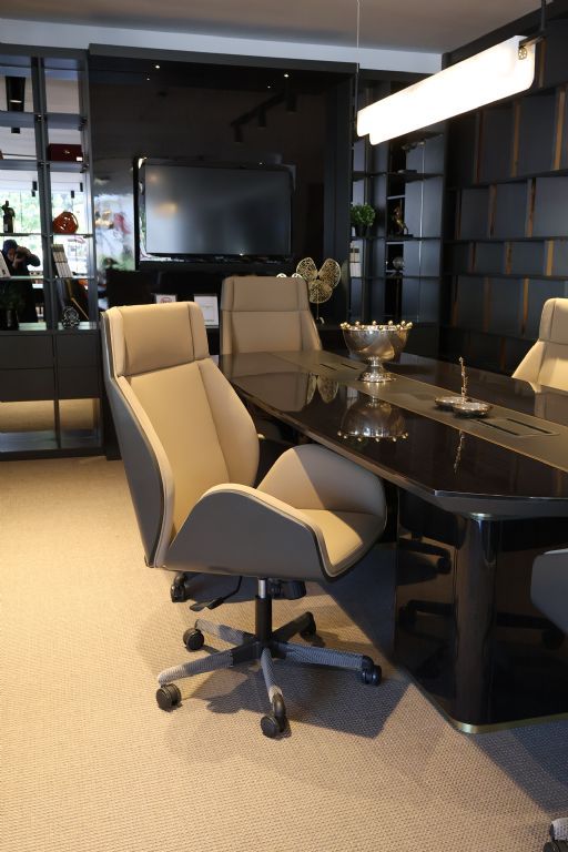 Ela Takım Ofis Mobilya Vetrina Design