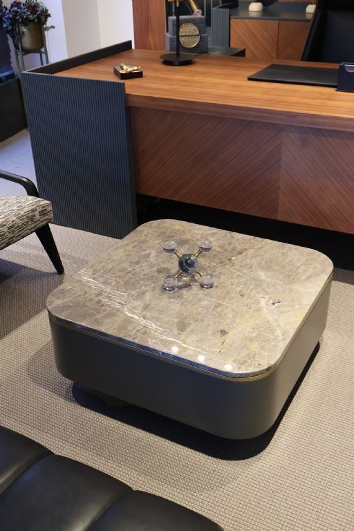 First Ofis Mobilyaları Vetrina Design