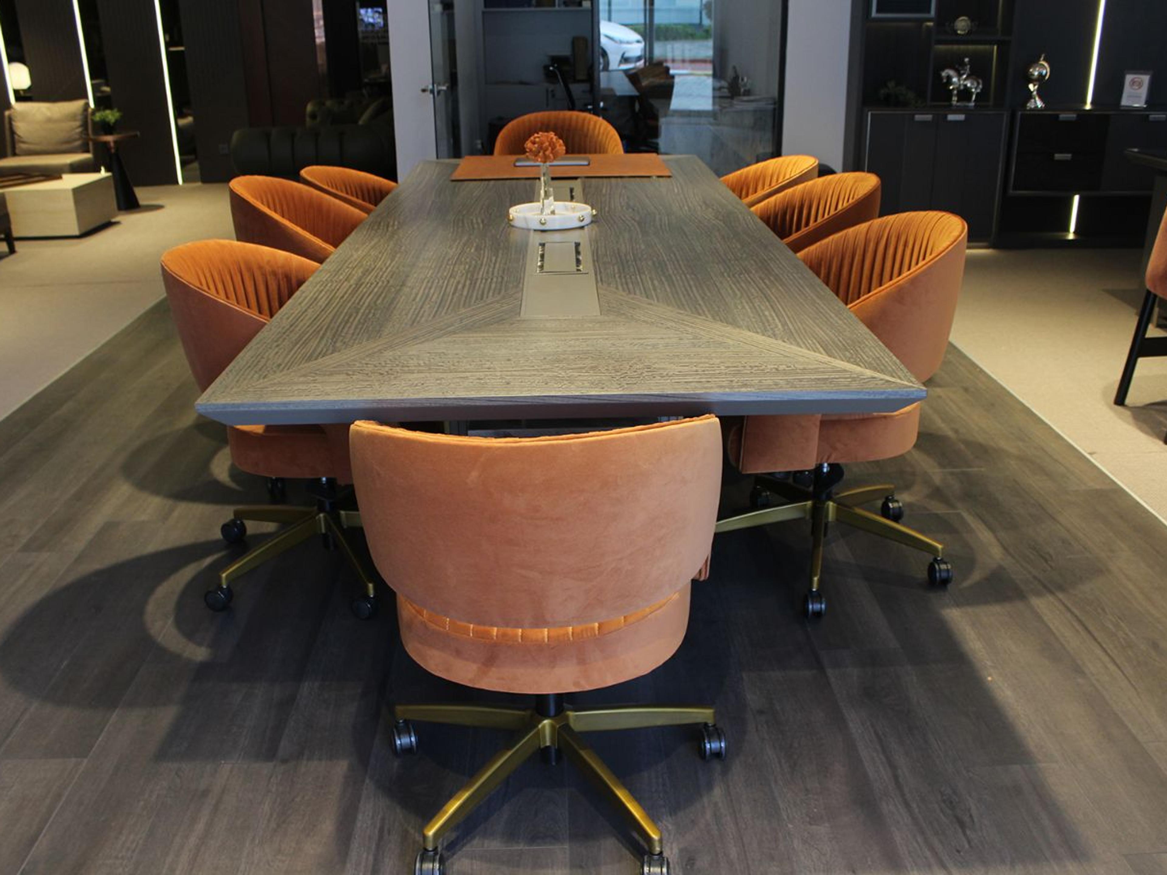 Noor Toplantı Takımı Vetrina Design