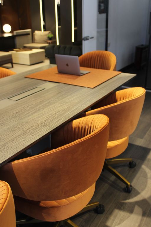 Noor Toplantı Takımı Vetrina Design