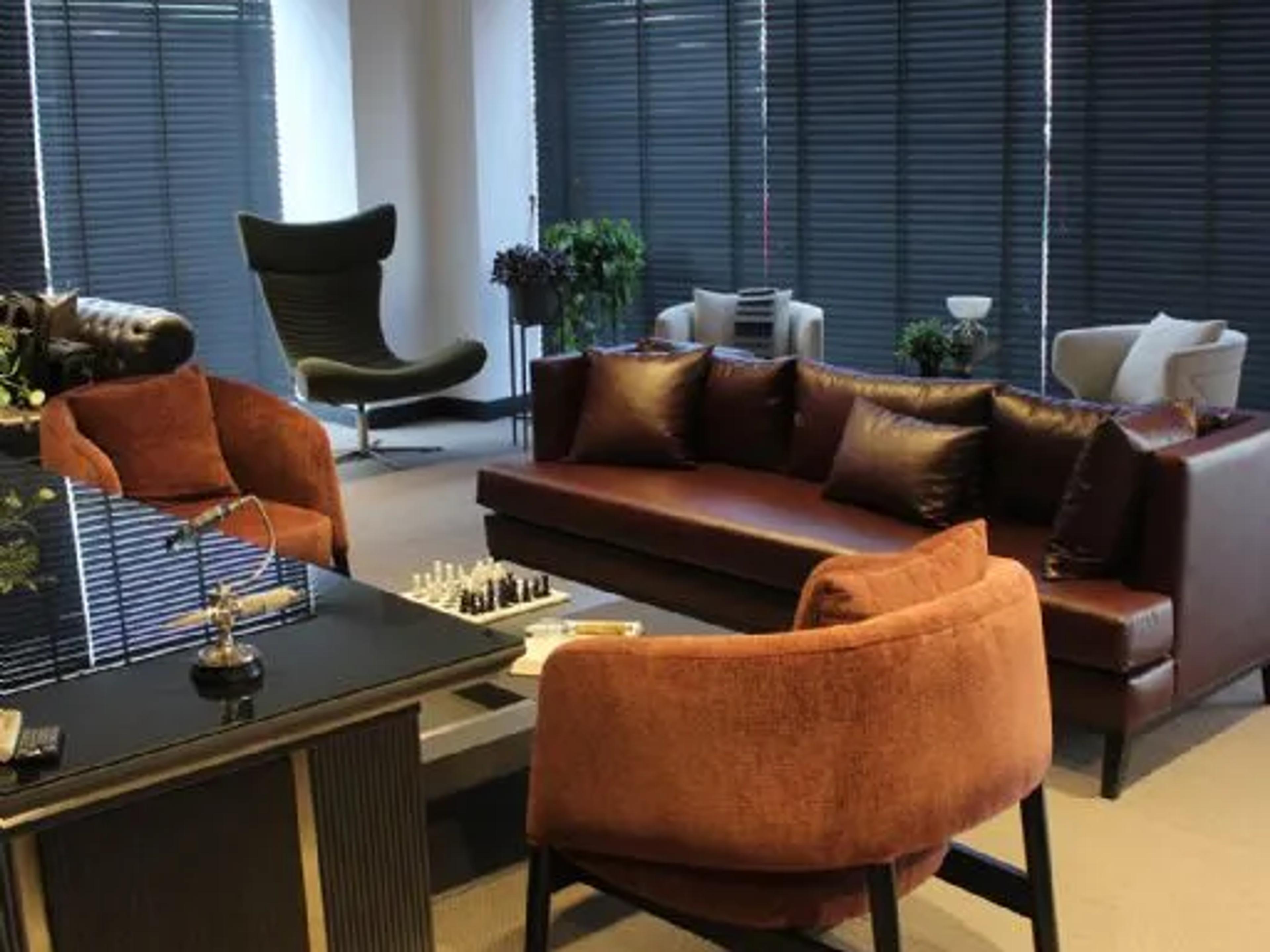 Lotus Ofis Vetrina Design
