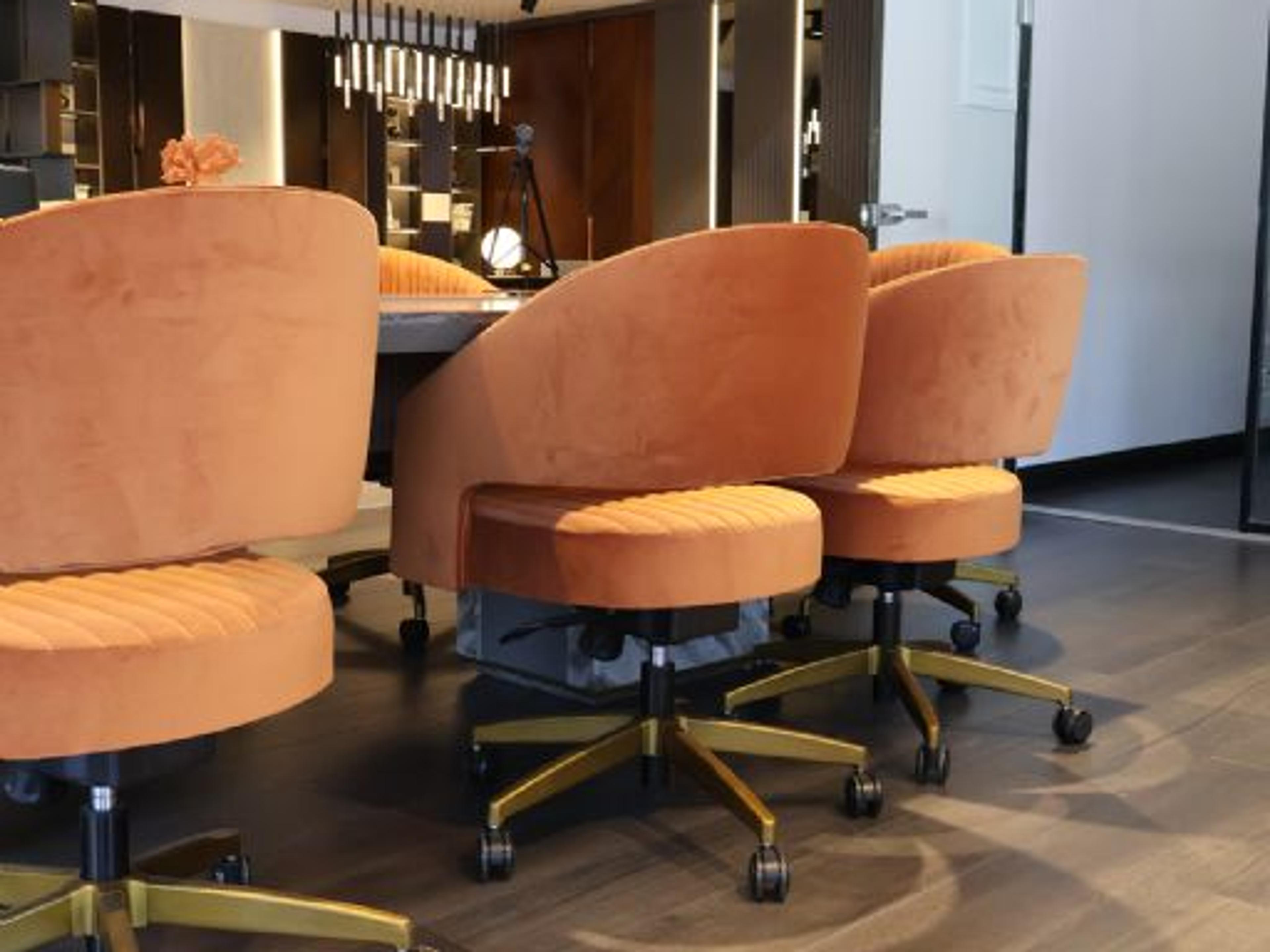 Noor Ofis Mobilya Takımı Vetrina Design