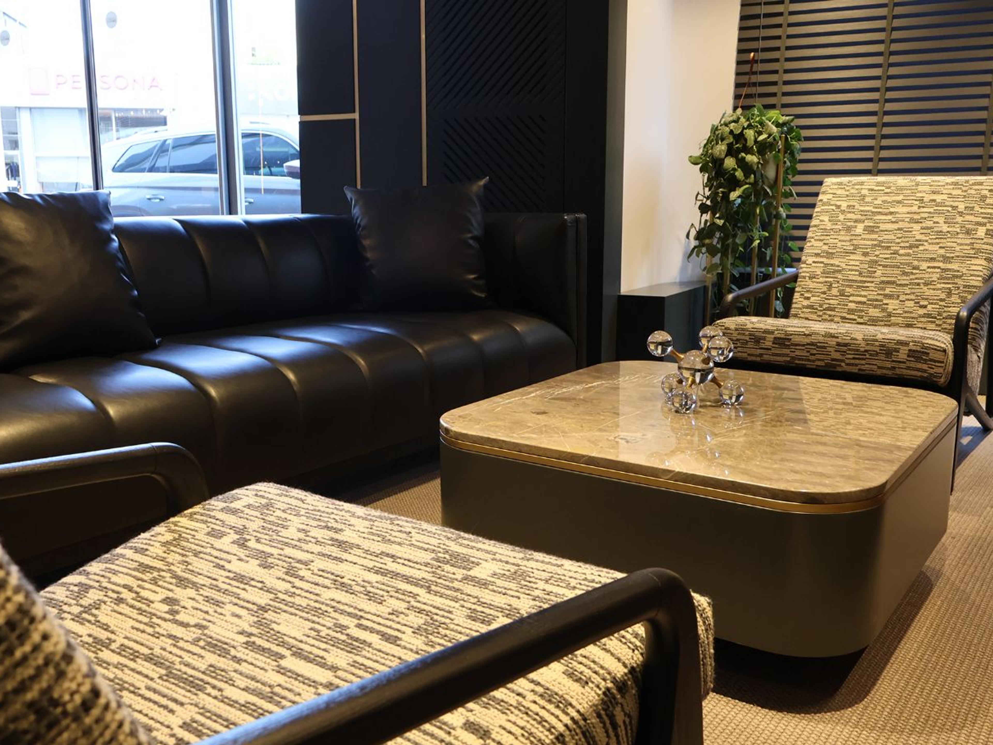 First Ofis Mobilyaları Vetrina Design