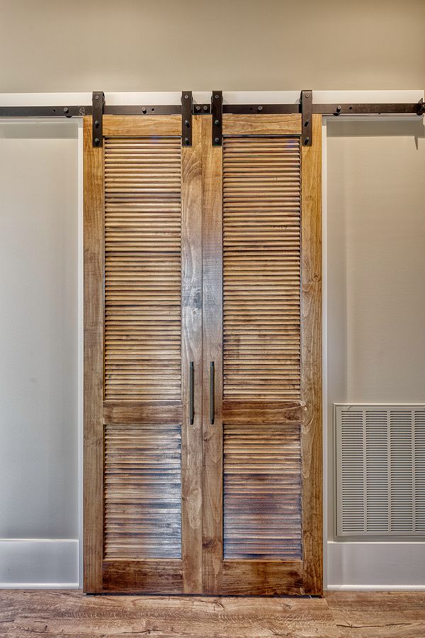Anderson, SC - Modern Lake house - Barn Doors