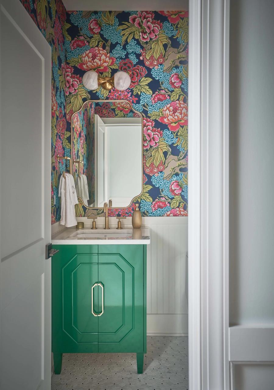 Fort Mill, SC - Livable & Hamptons Style - Guest Bathroom