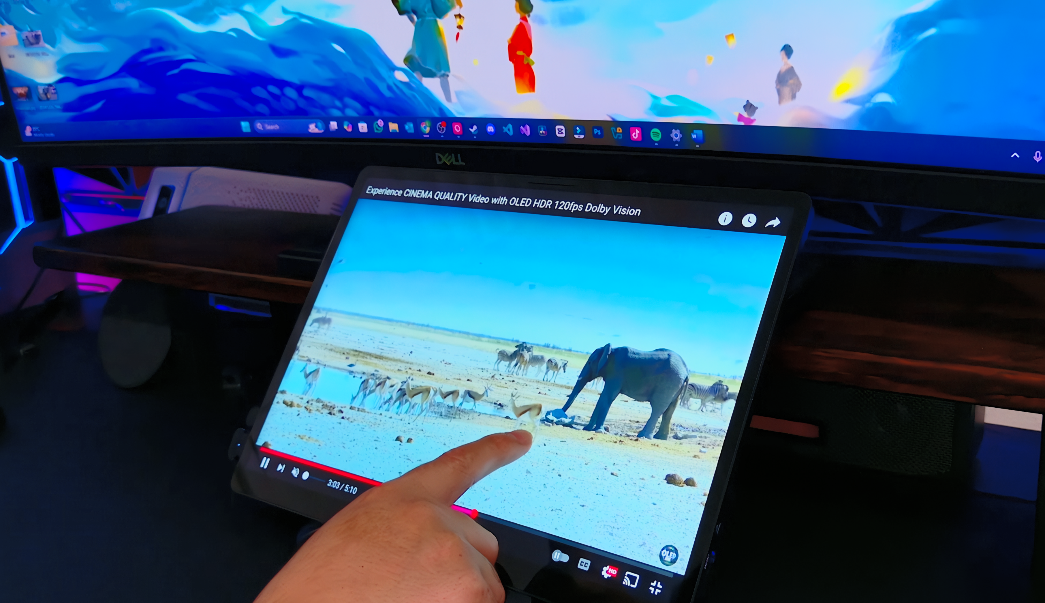 14-Inch 2K Portable Touchscreen Monitor image 2