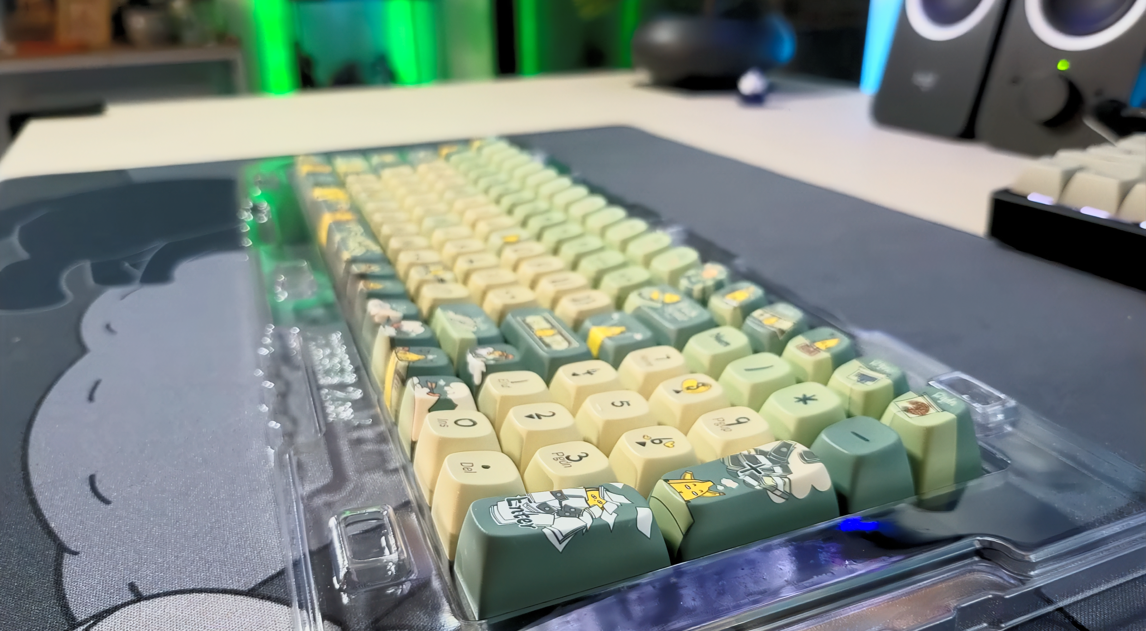 Lofree Crazy Banana Keycaps image 3