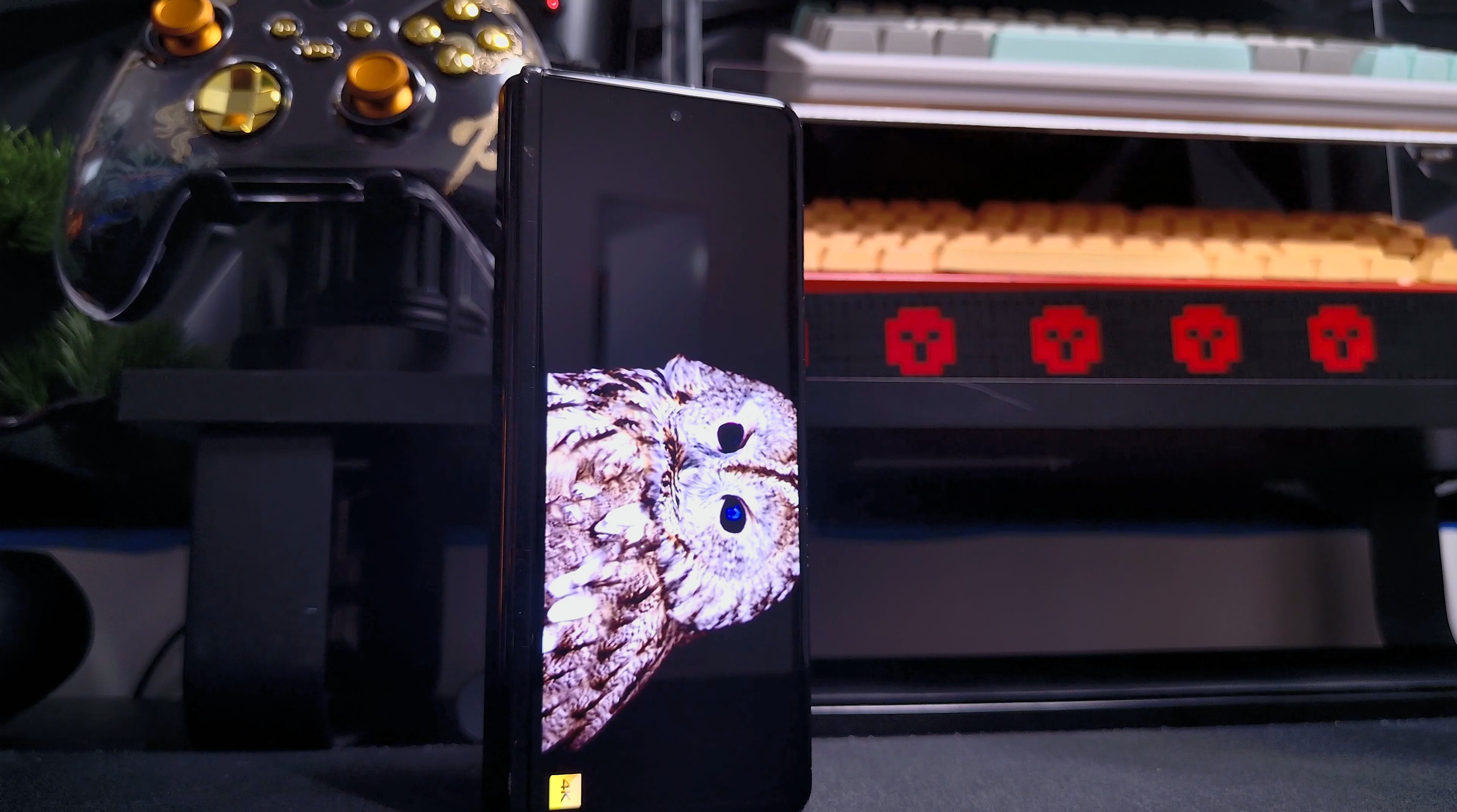 Samsung Fold 3 Display image 1