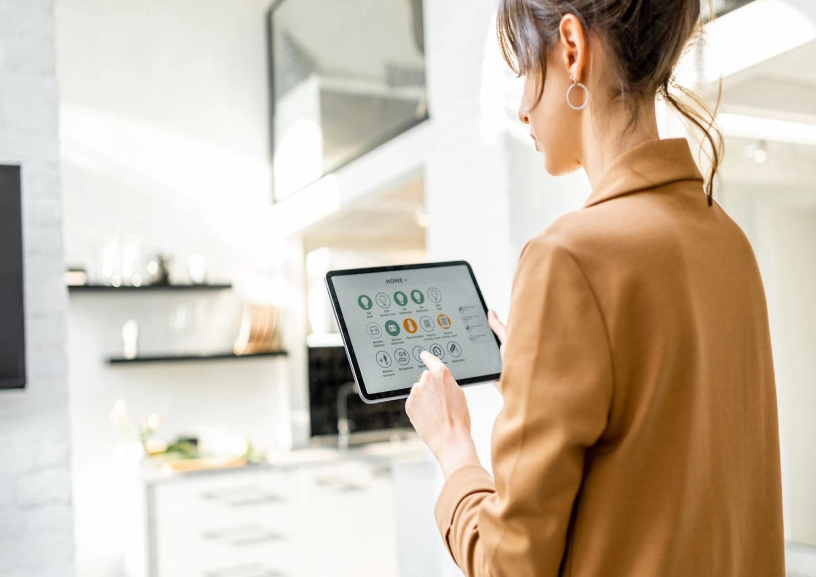 How to Integrate Security, Lighting, and Audio in One App