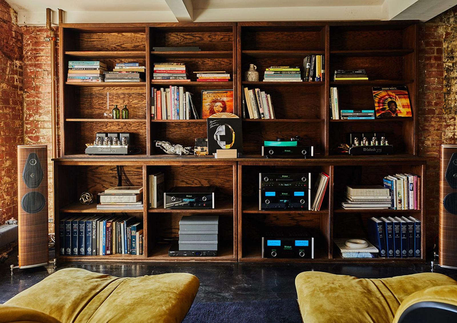 McIntosh Systems for Dedicated Listening Rooms in Arcadia Homes