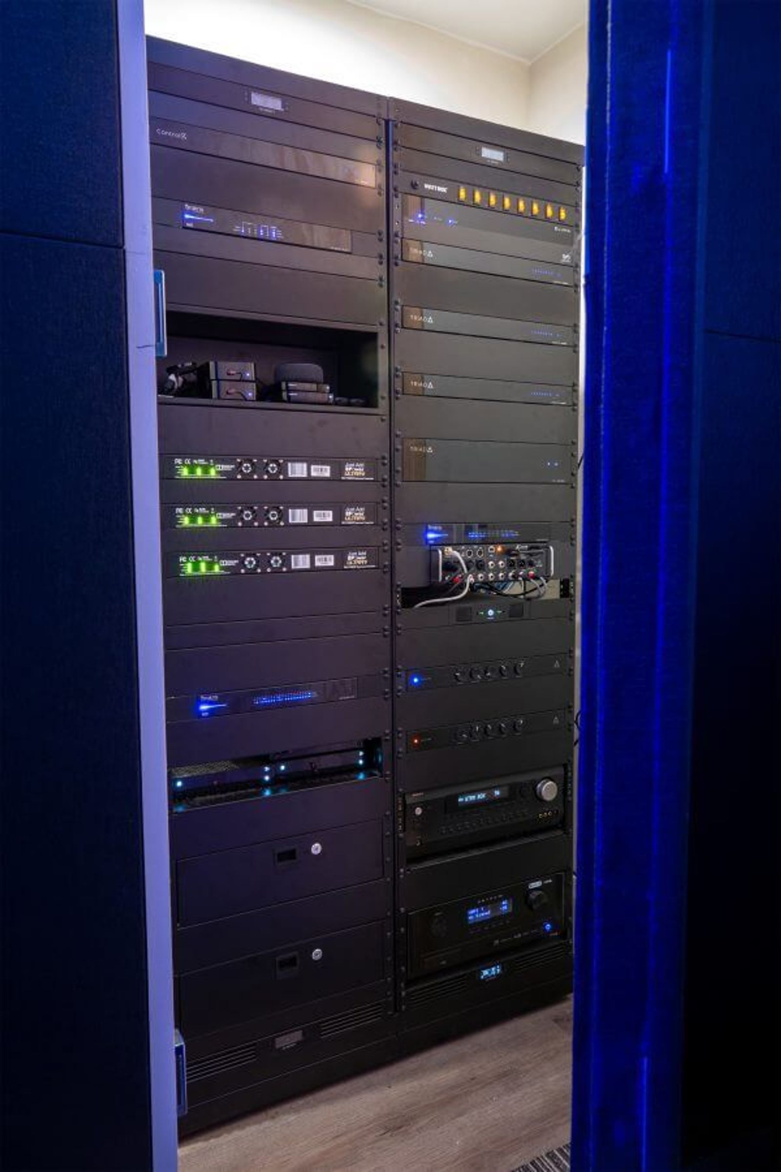 2 Reasons to Install a Residential Rack System