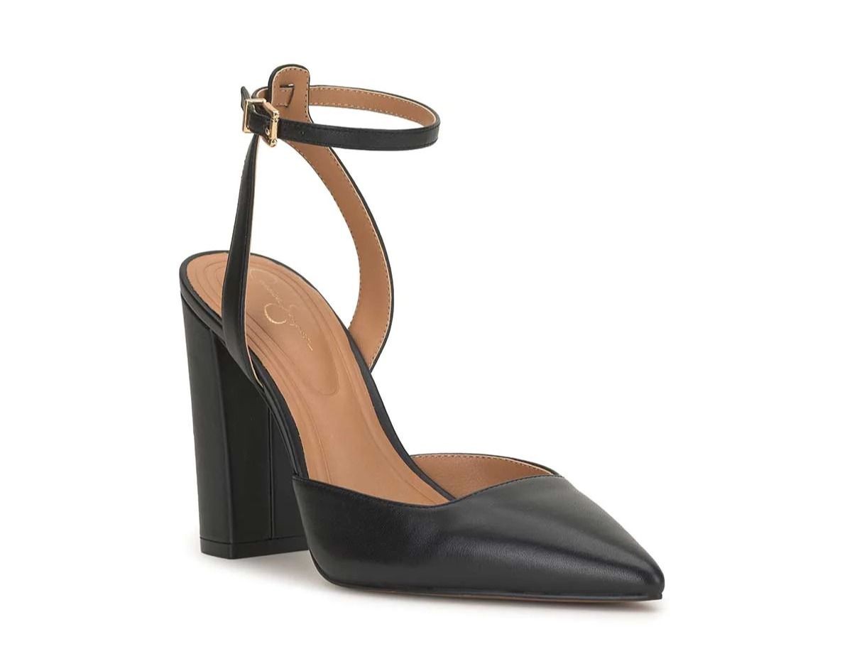 Nazela Pump in Black