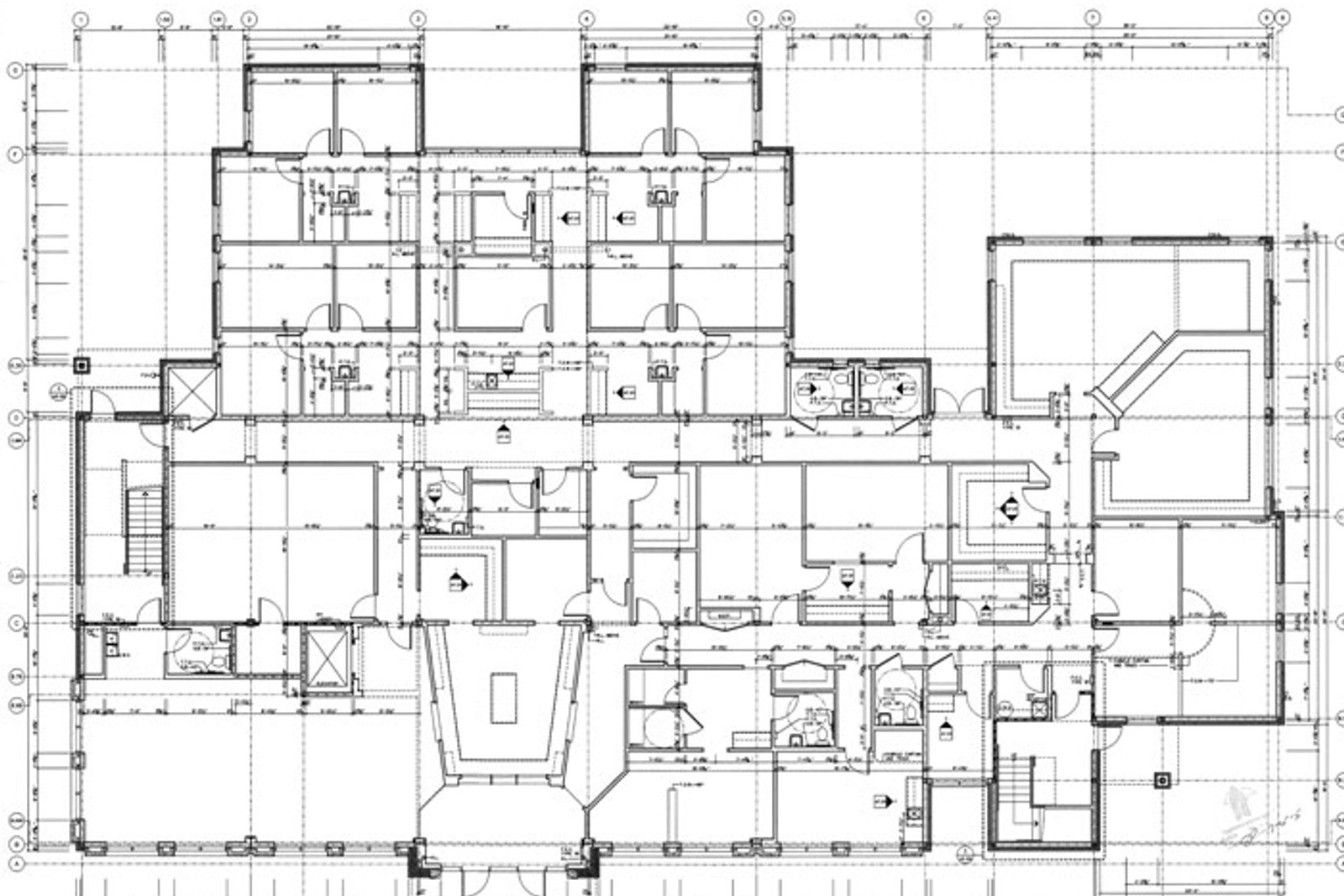 Building permit documentation – architect working on plans in Tallinn – TorudeAbi24
