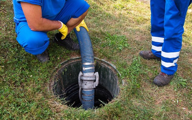 Reovee eemaldamine ja septiku tühjendus
