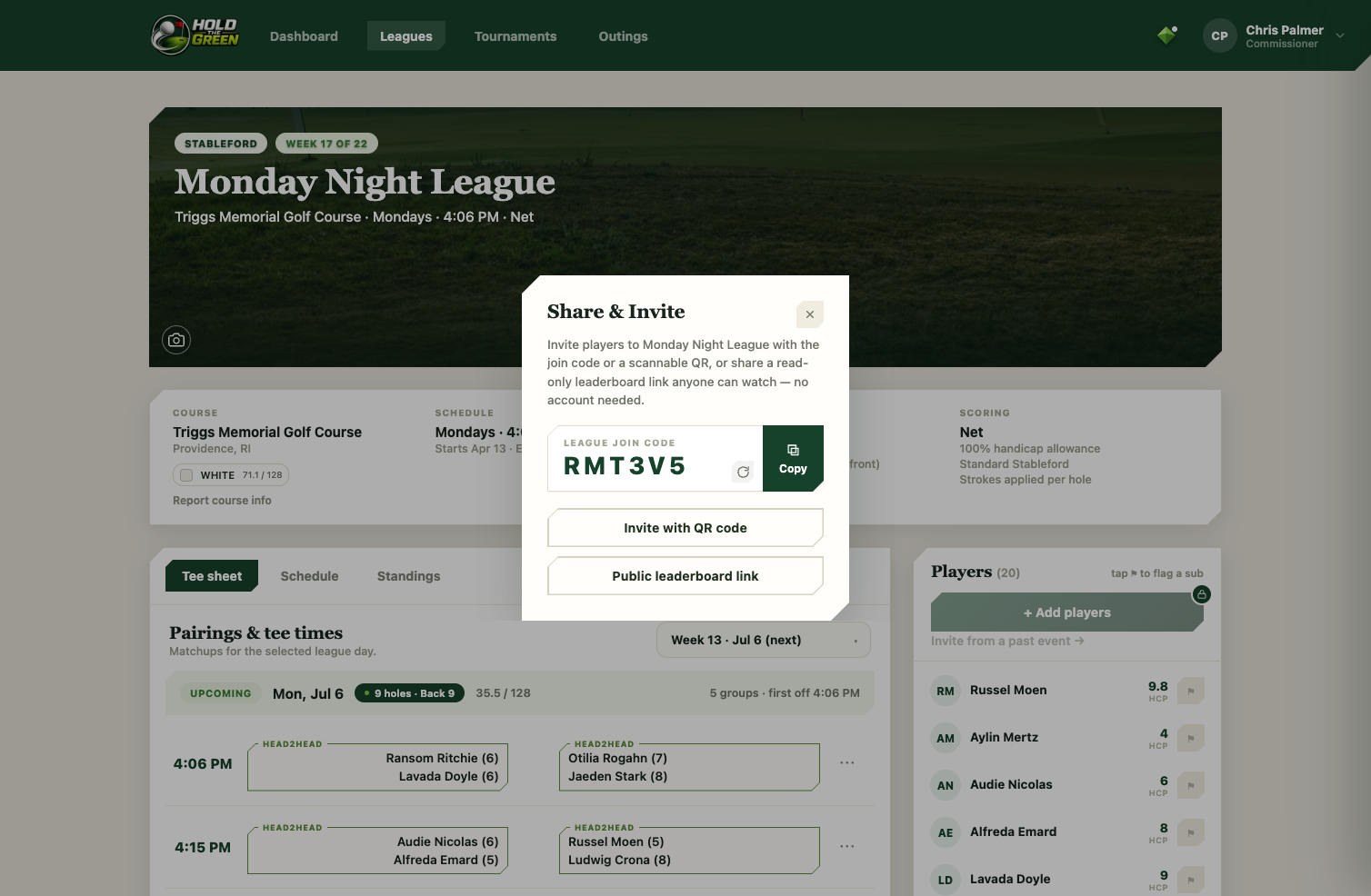 The share and invite dialog for an event, with a branded QR code golfers can scan to join