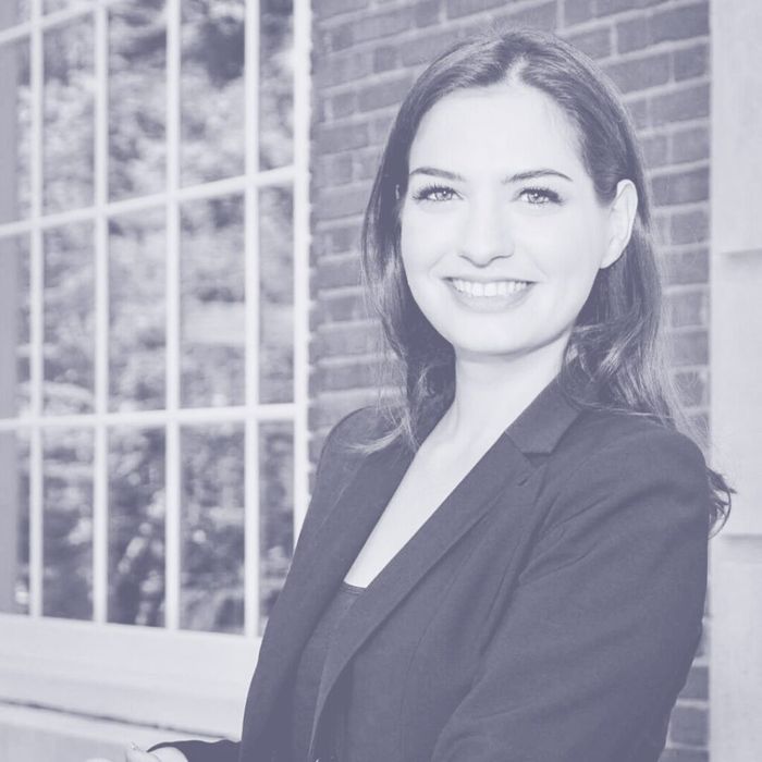 Övül Sezer