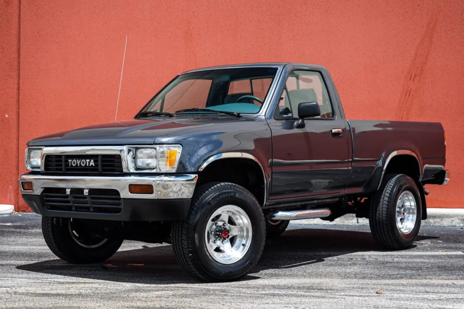 Toyota Pickup (5th Gen) 1989-1995, image 1 of 3