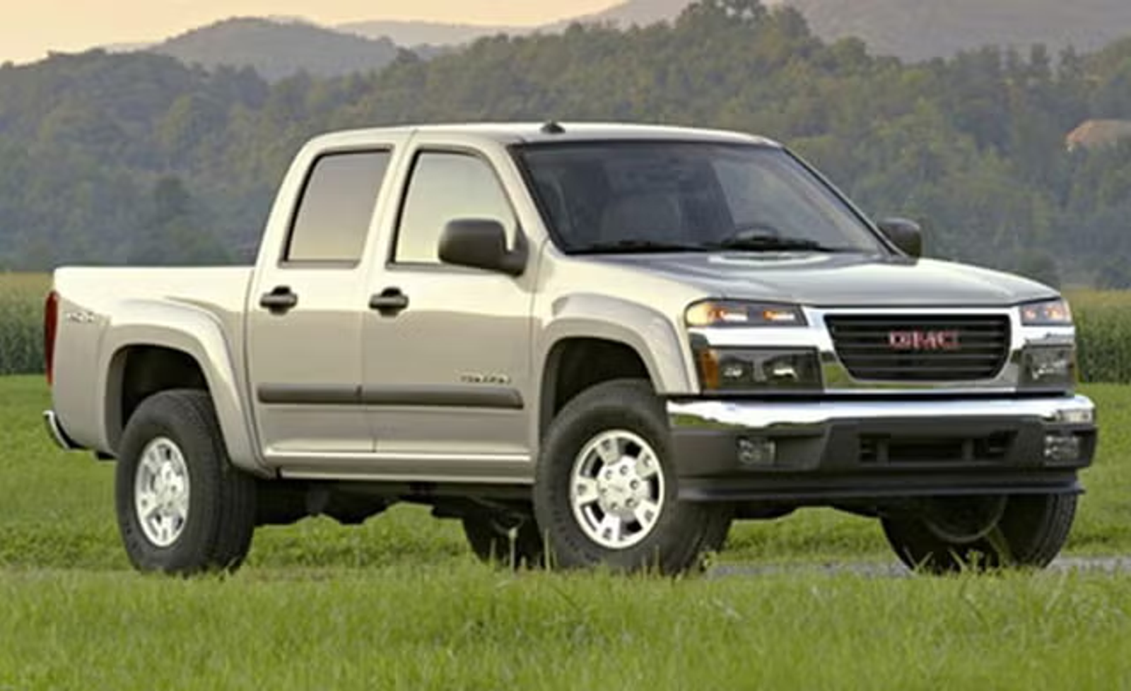 GMC Canyon (1st Gen) 2004-2012, image 2 of 3