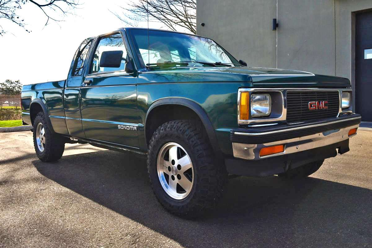 GMC Sonoma 1991-2004, image 1 of 3