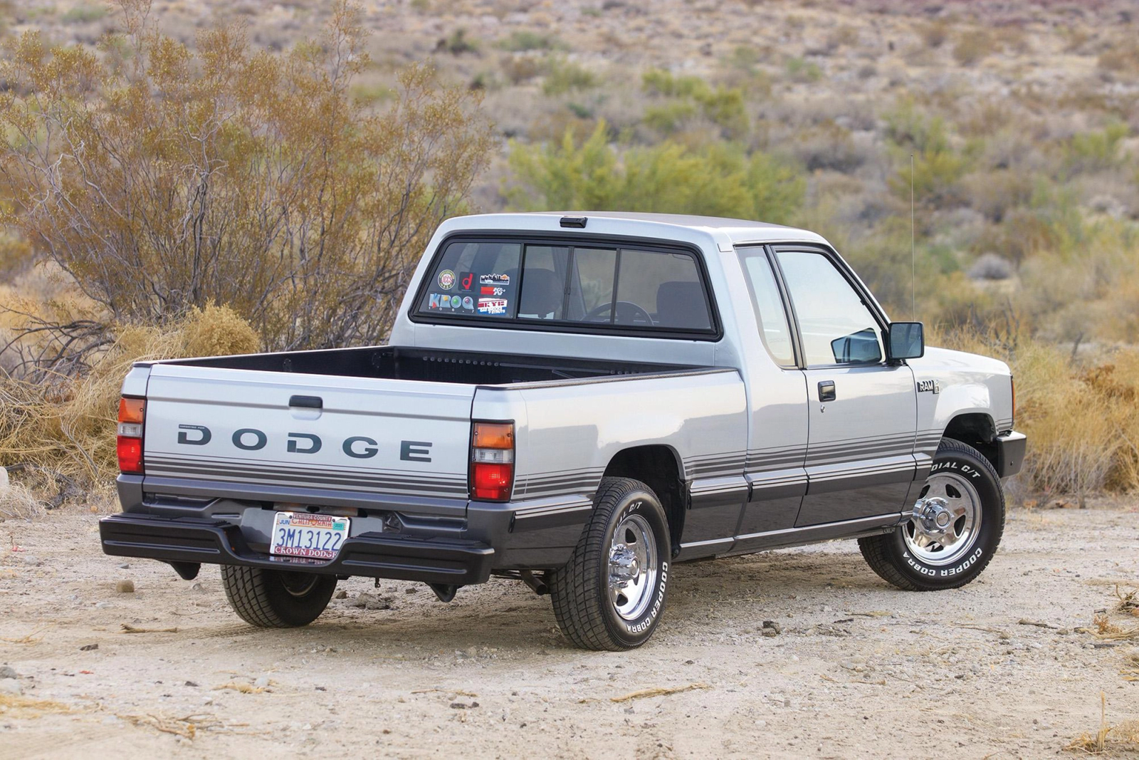 Mitsubishi Compact Rebadge 1979-1996, image 3 of 6