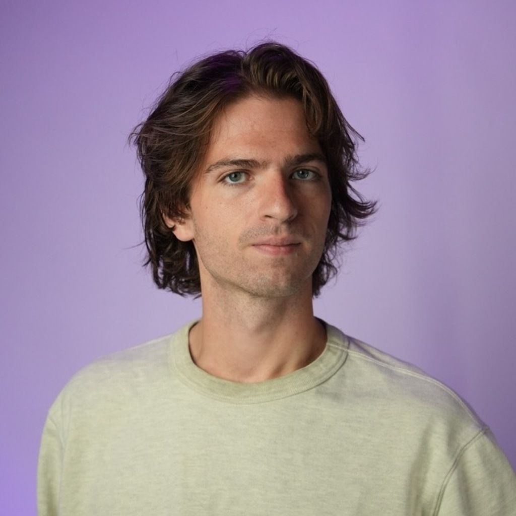 Alec Velikanov