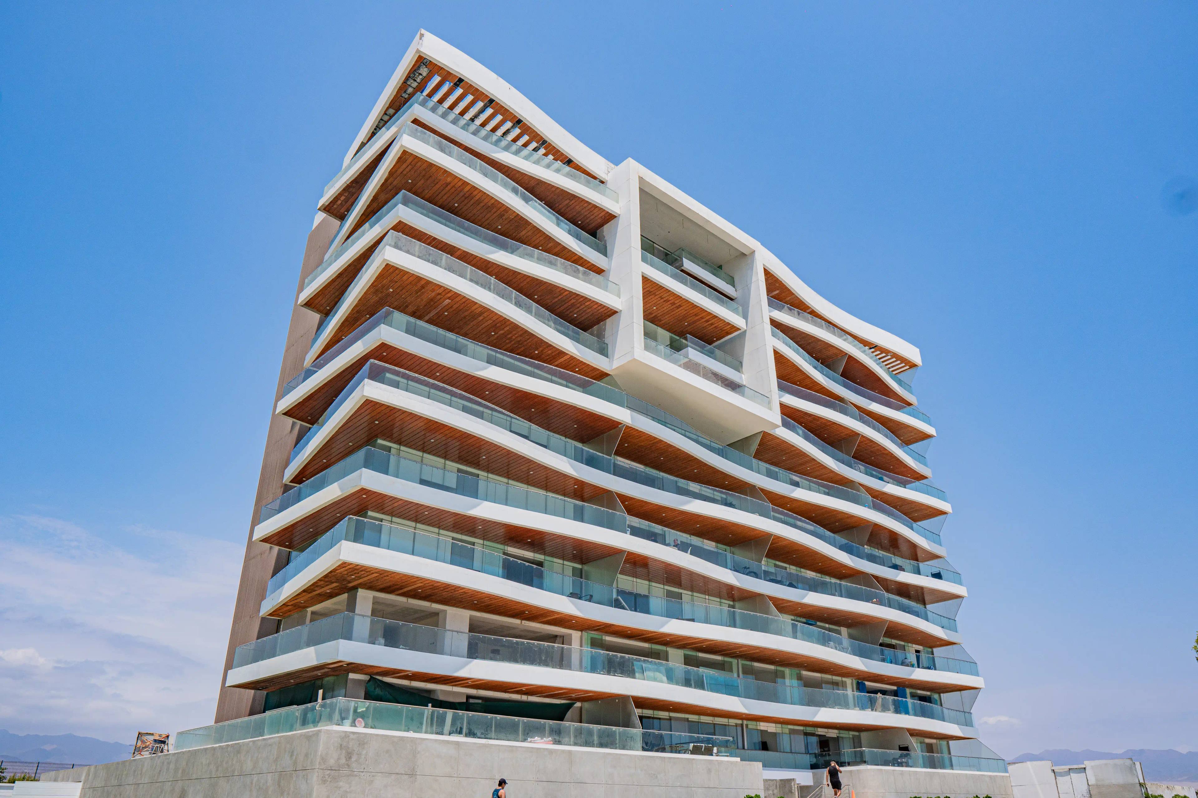 Fachada Edificio La Jolla asia Condominio
