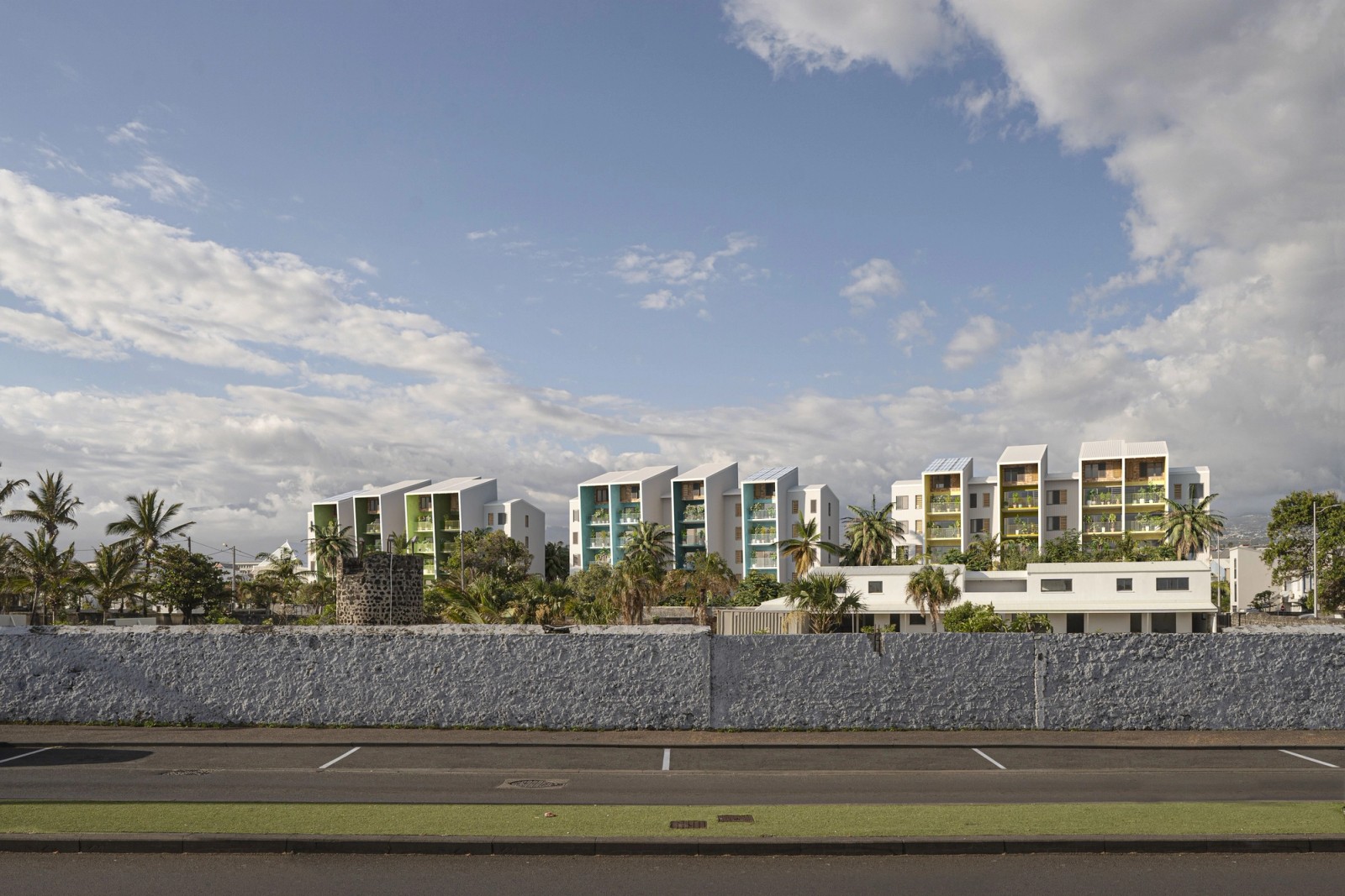 Saint Pierre - by Co-Architectes 1