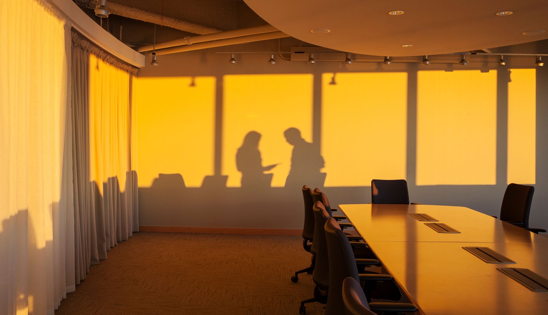 Image of boardroom 