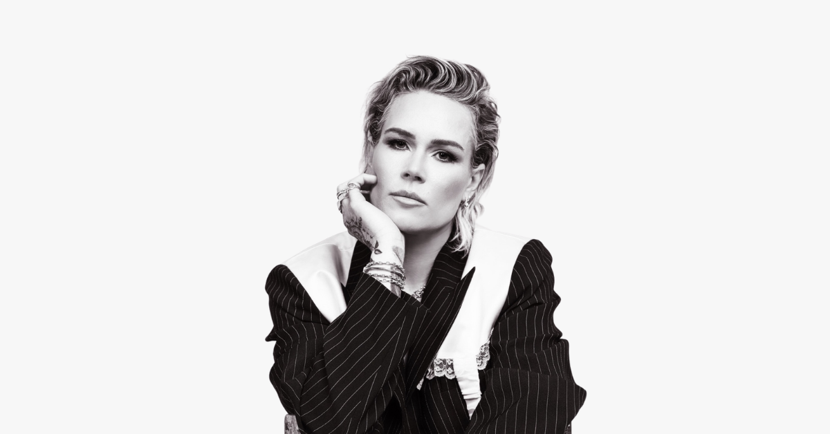 Ashlyn Harris headshot
