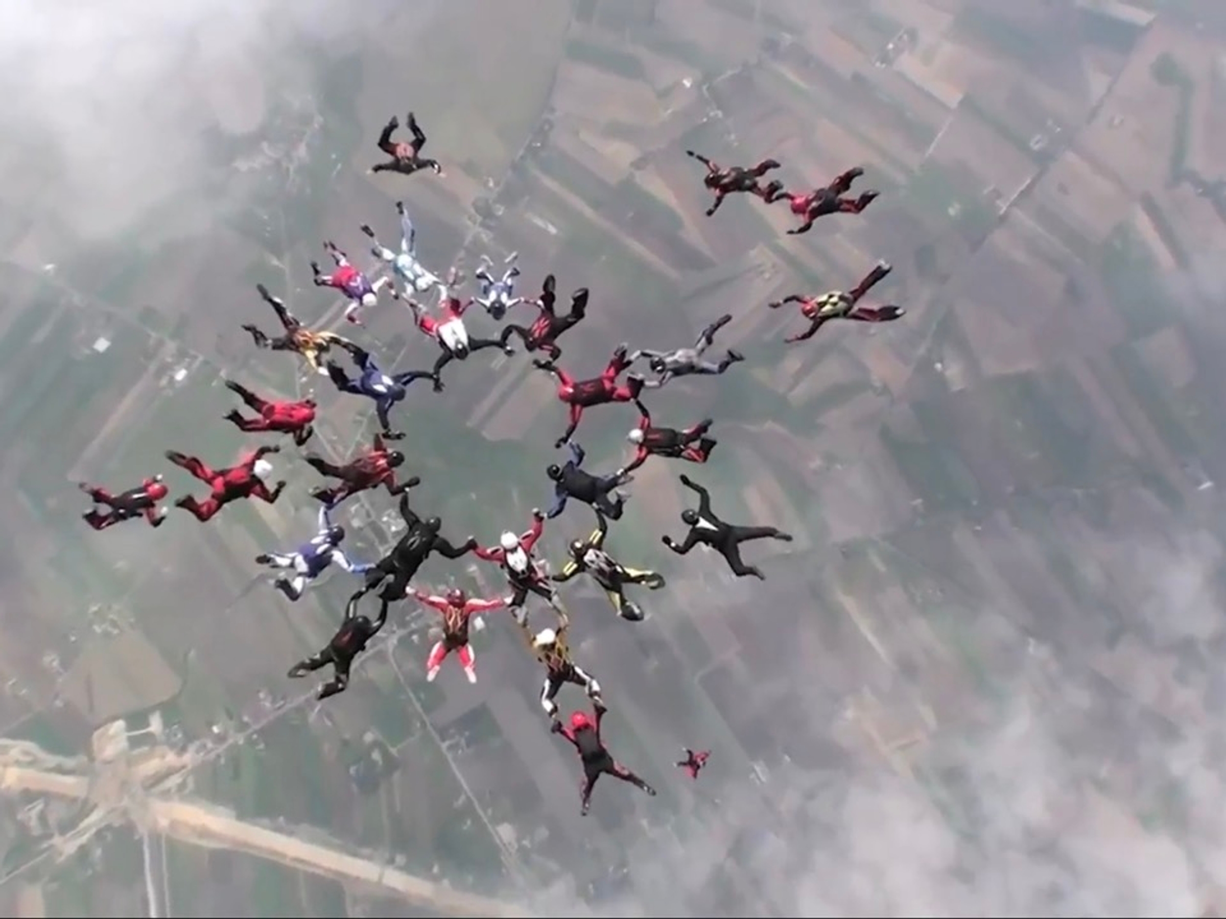 60 sec. Cathedral at The Sky, 2011 - Dominik Lejman exhibition
