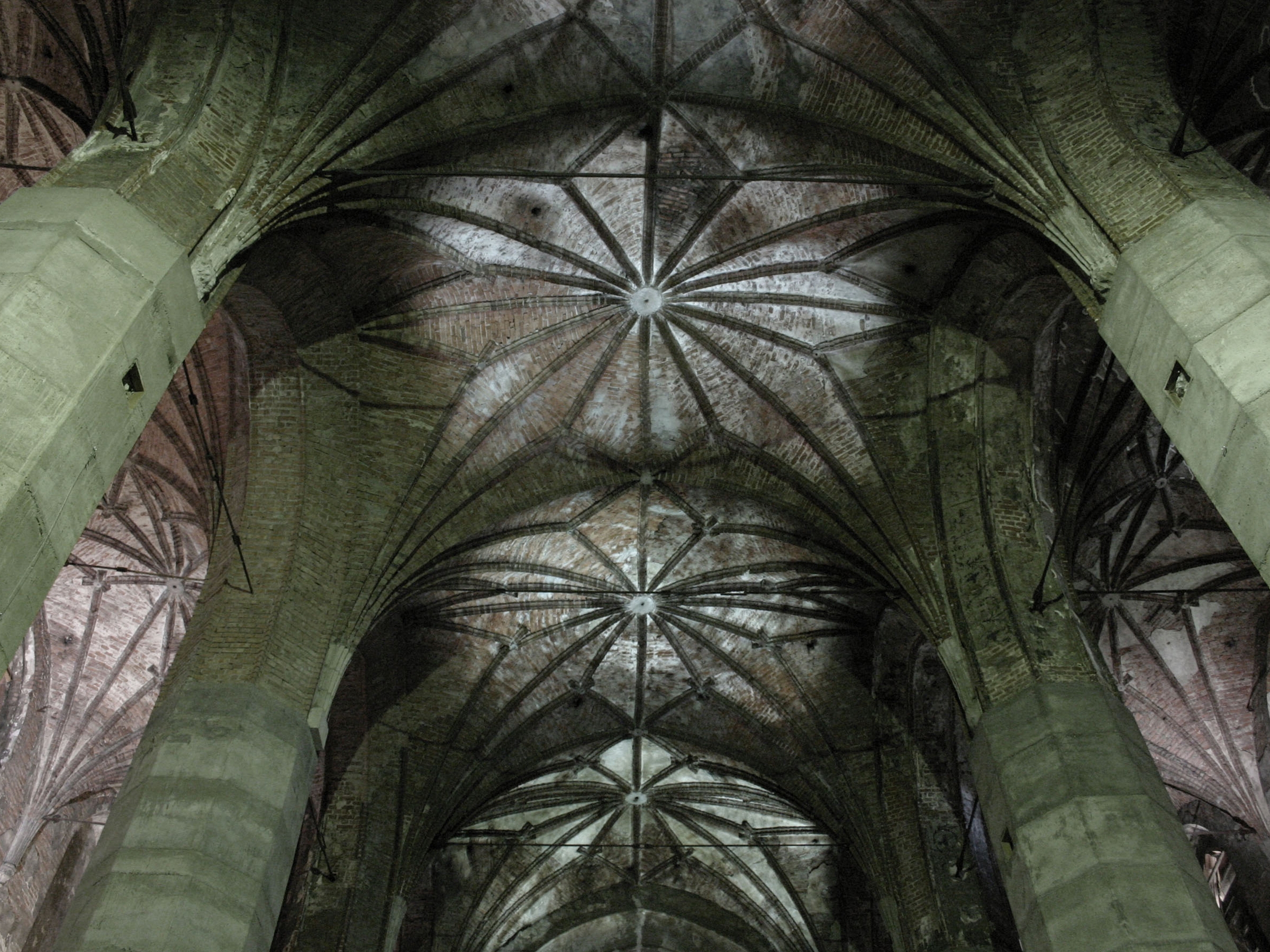 Breathing Cathedral at St. John's Church Gdańsk, 2005 - Dominik Lejman exhibition