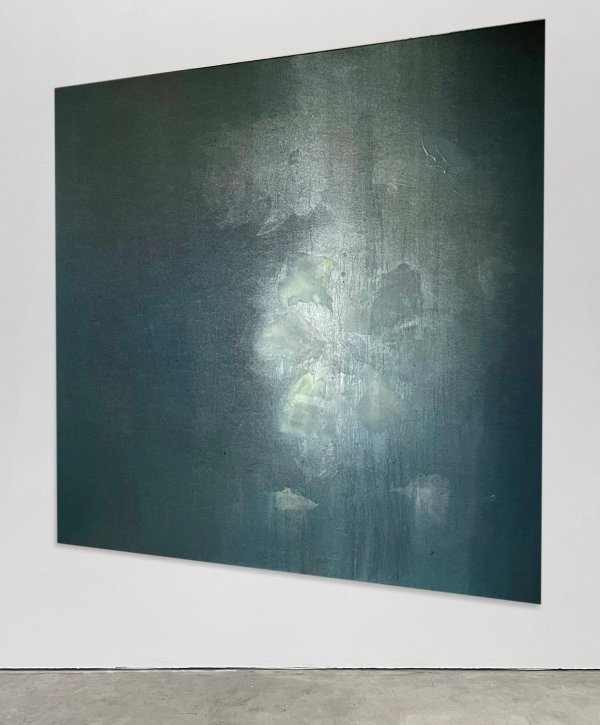 Untitled Dutch Flowers (side reflection) by Dominik L.
