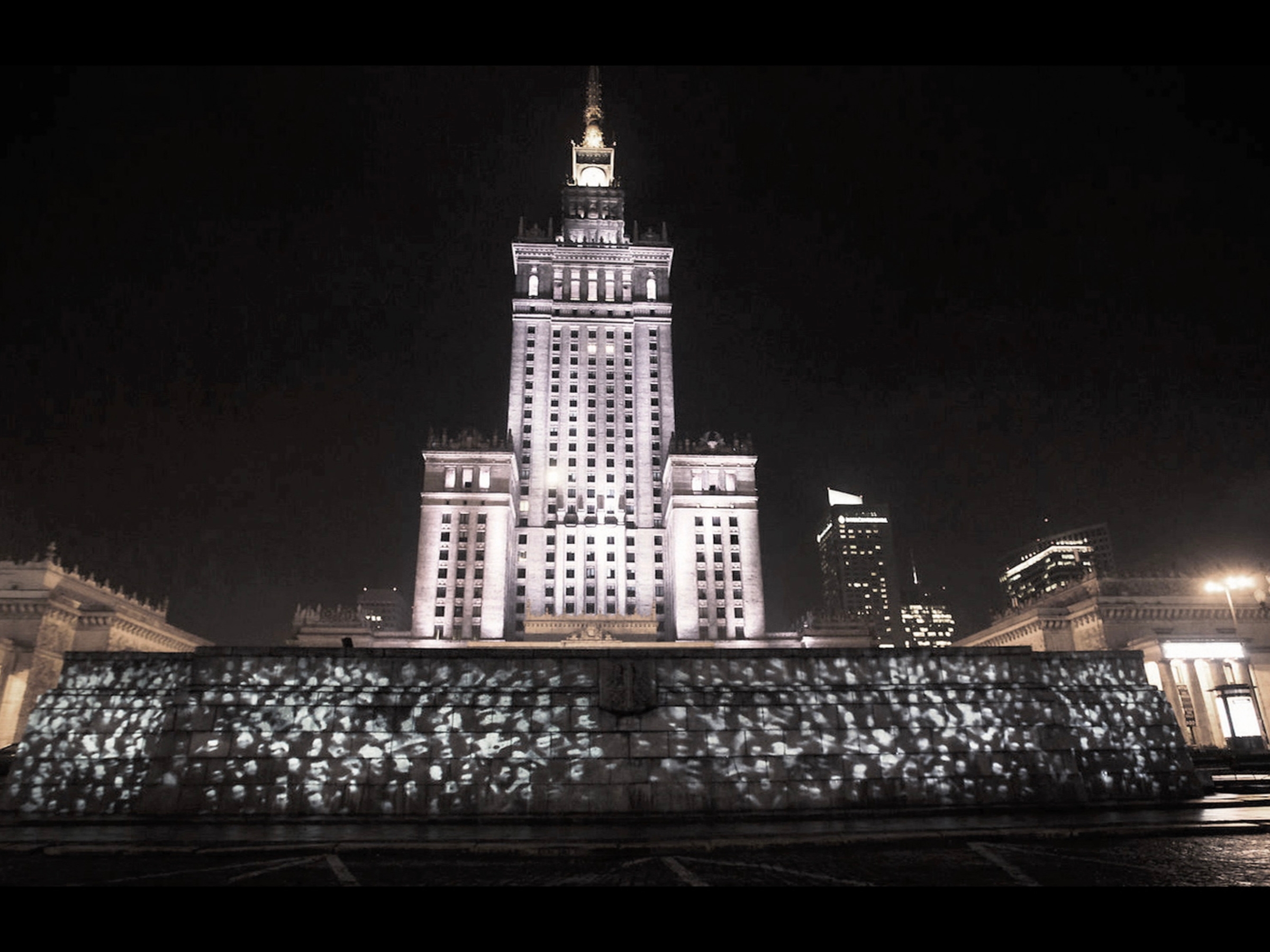 WSZYSCY at Projection on the façade of the Honorary Tribune, Pl. Defilad, Warsaw, 2016 - Dominik Lejman exhibition