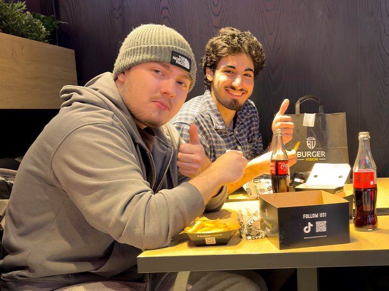 Burger Vision Mönchengladbach, Ein Opening, das alle Sinne gepackt hat
