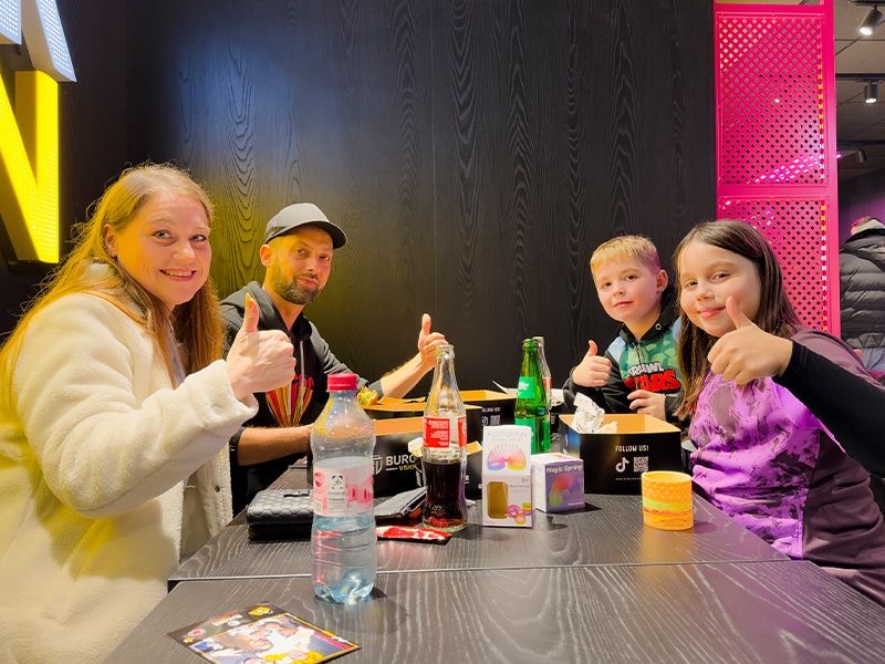 Burger Vision Mönchengladbach, Ein starker Start mit Geschmack