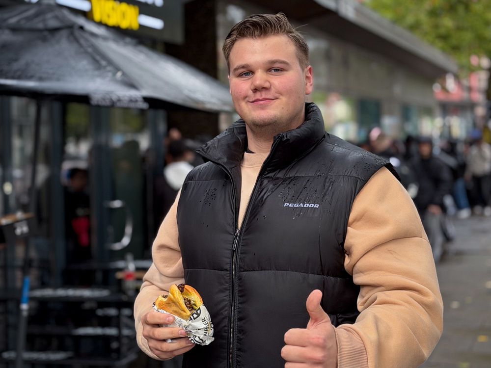 Burger Vision Hamburg, Artikel