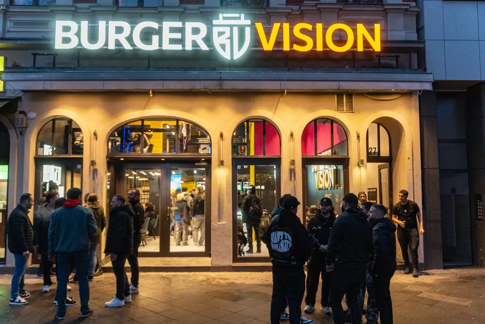 Burger Vision Köln, Artikel