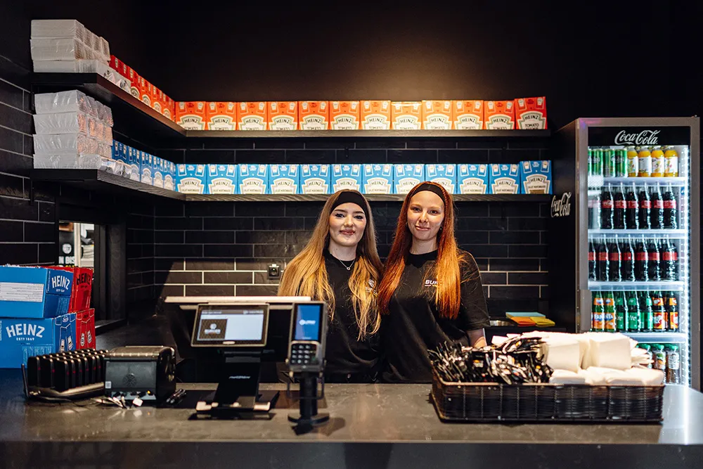 Burger Vision Hannover, Artikel