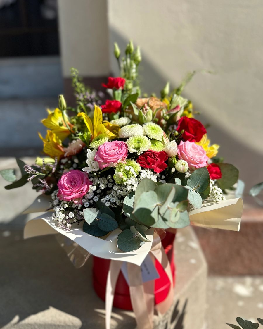 Flowerbox z kwiatów mieszanych
