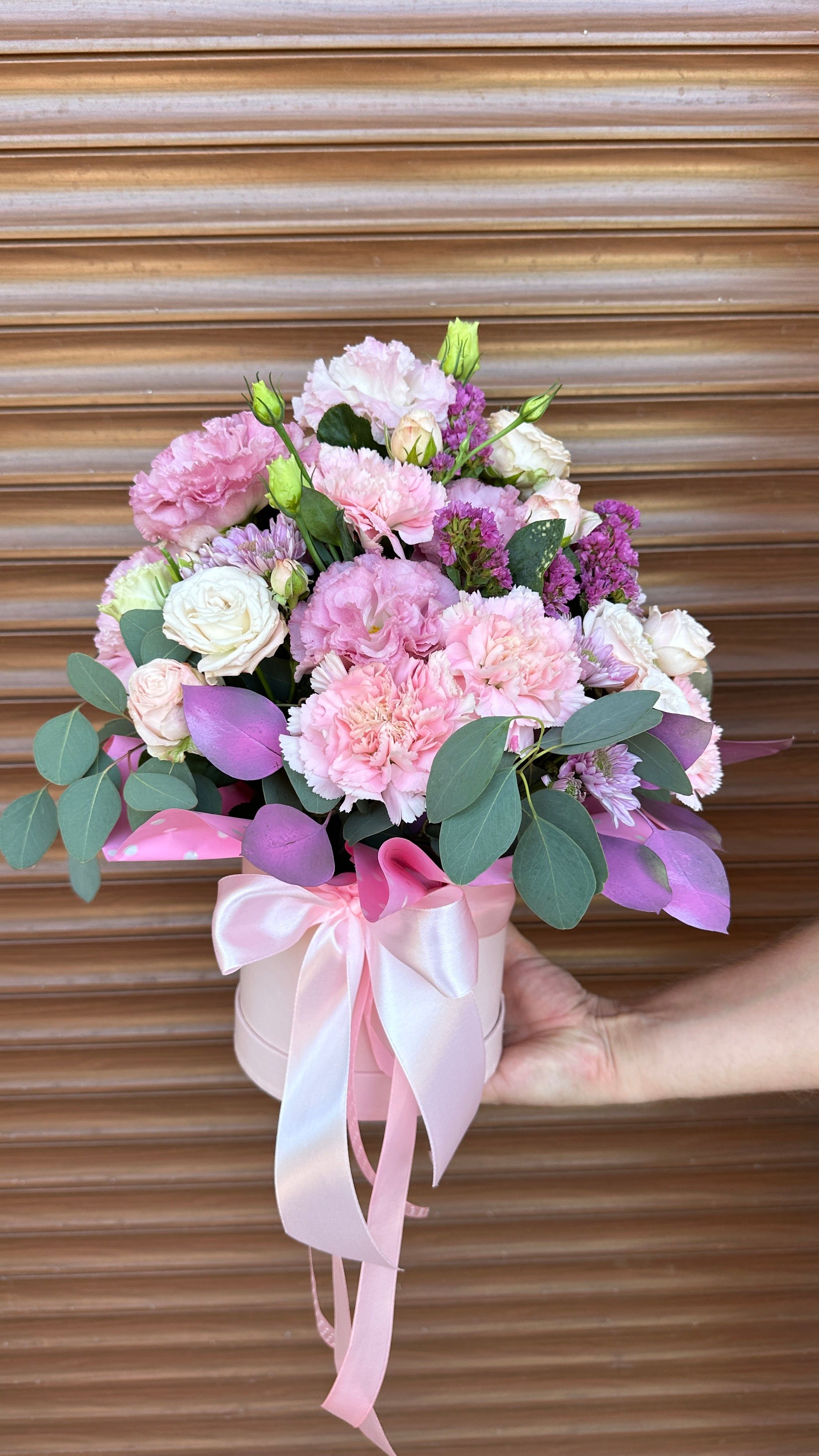 Flowerbox pastelowo-fioletowy — ujęcie 2