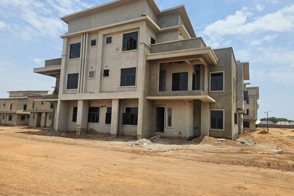Afriland Estate Karmo 5 Bedroom Semi-Detached Triplex